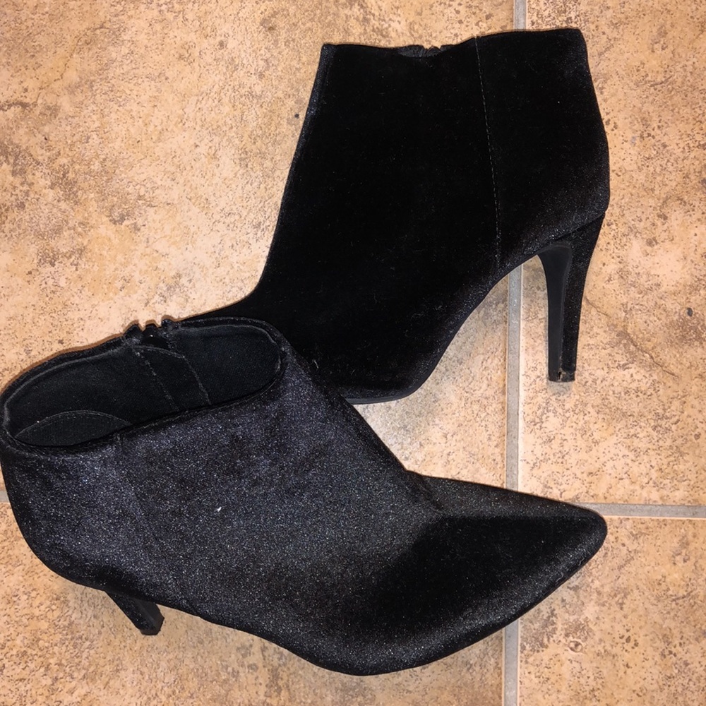 Faux Fur Black Booties